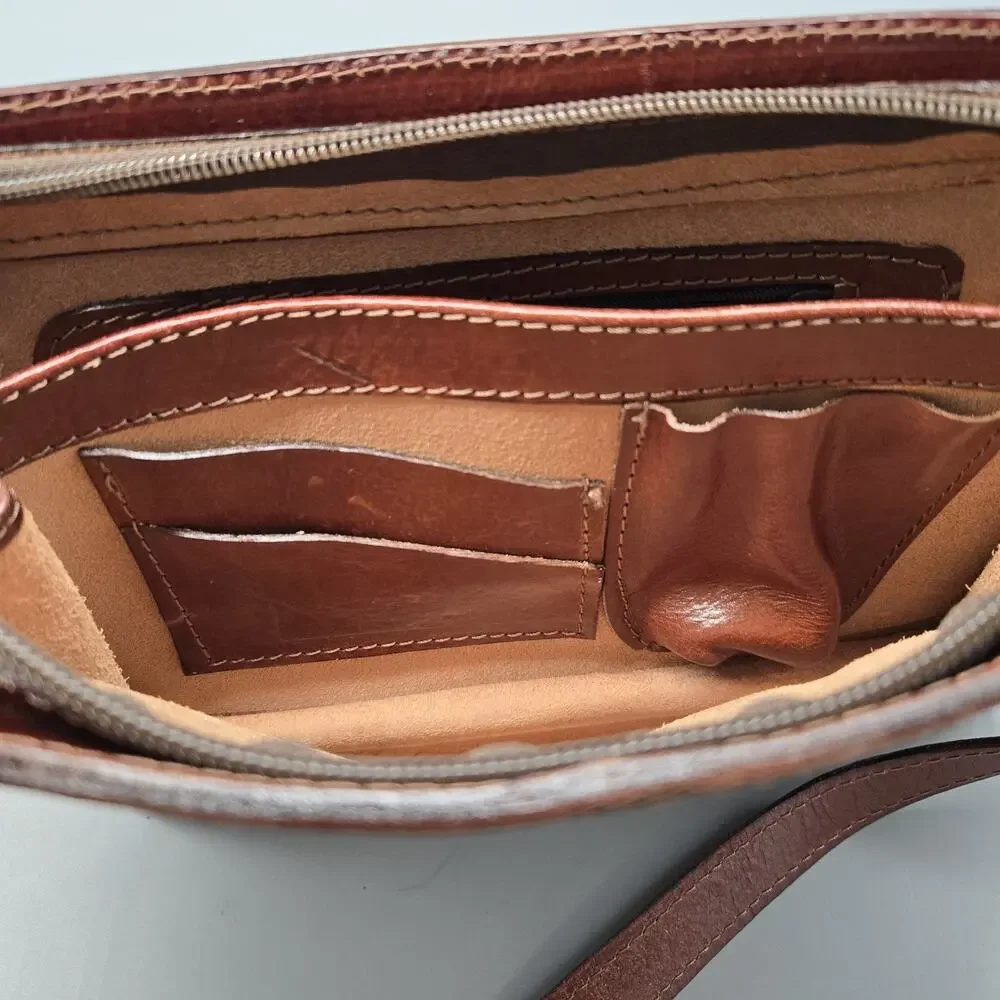 FLORENCE Made in Italy Brown Vintage Leather Crossbody Bag Purse